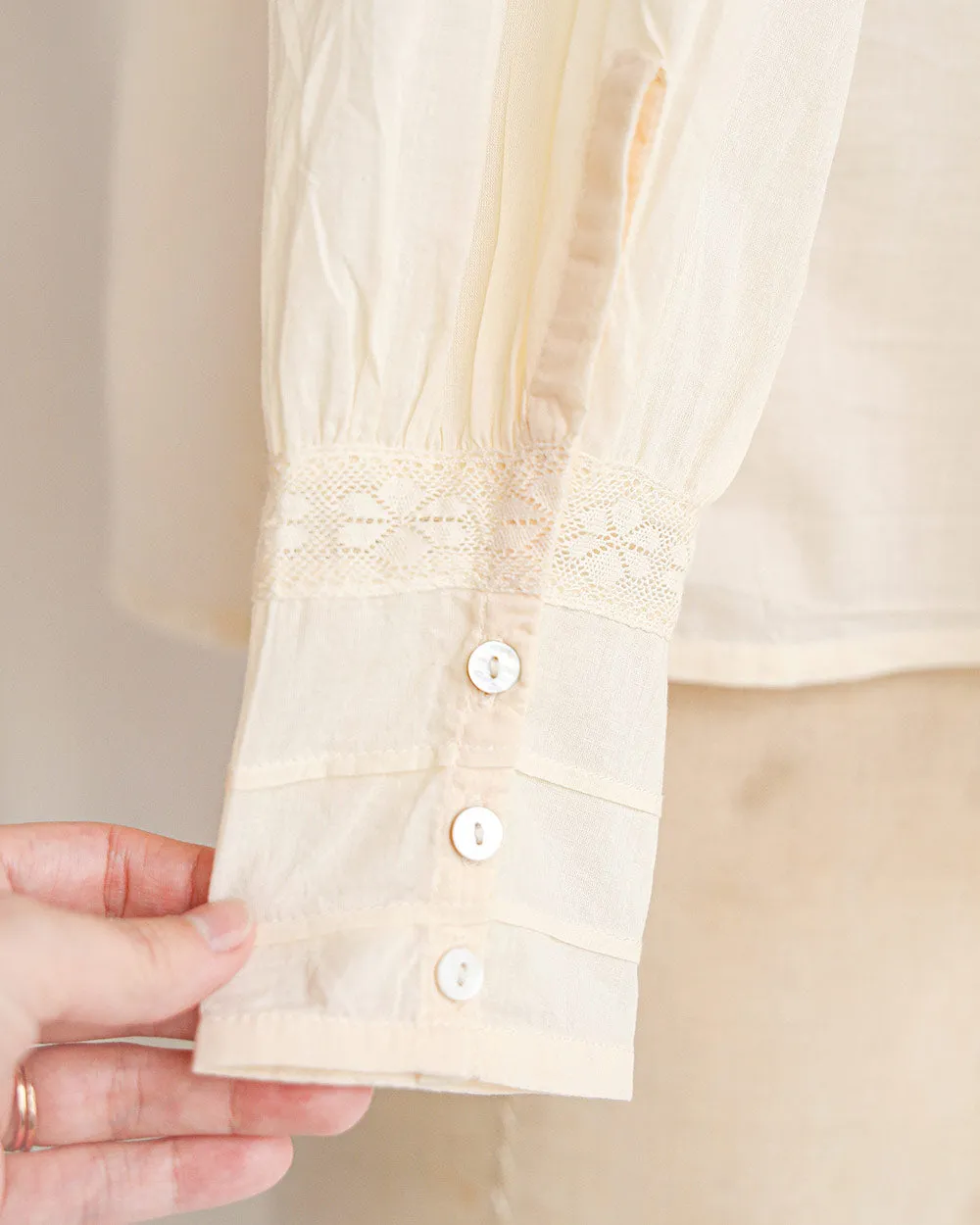 Blithe Breeze Top