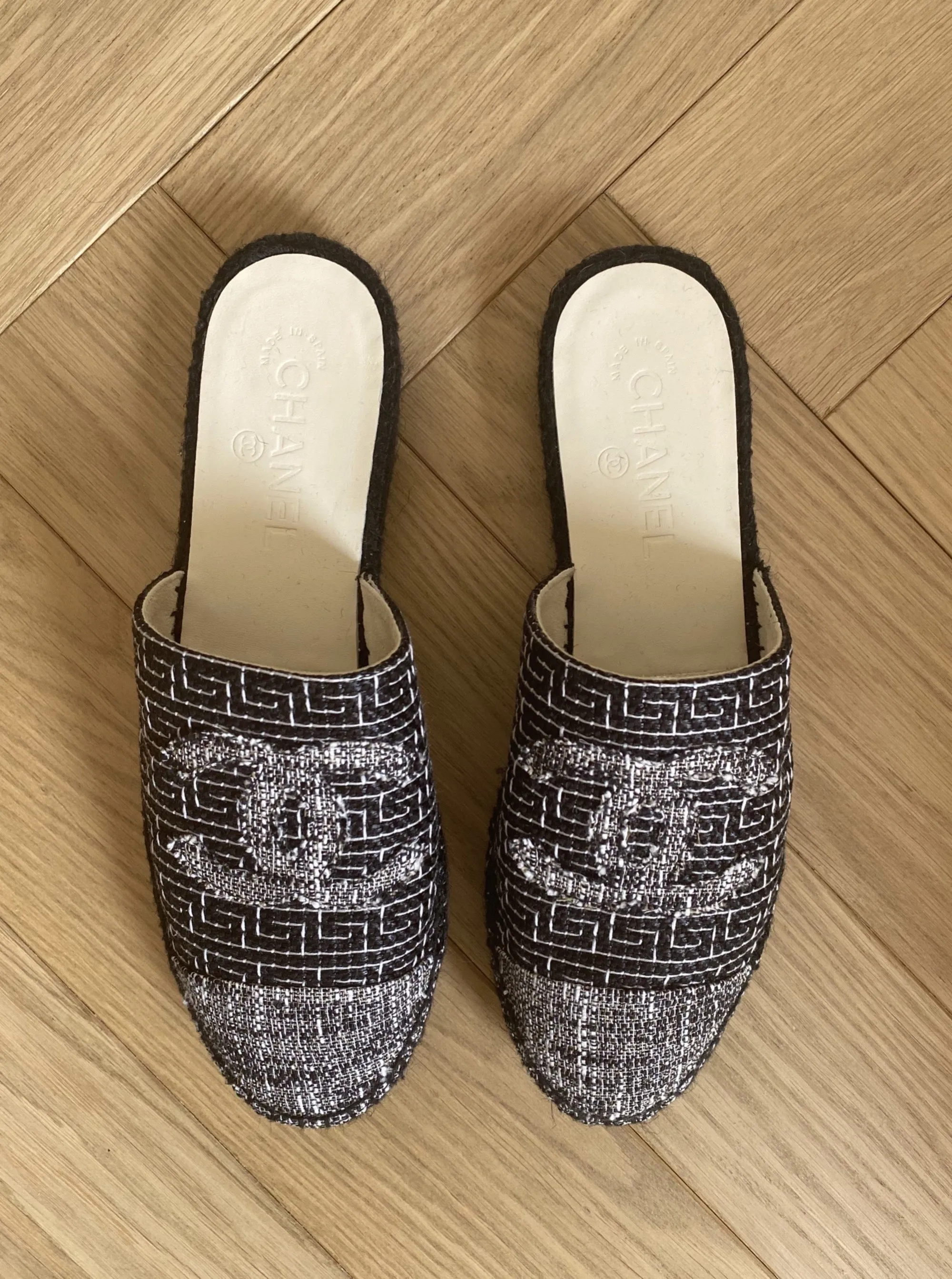 CHANEL Tweed Espadrille Mules Size 39