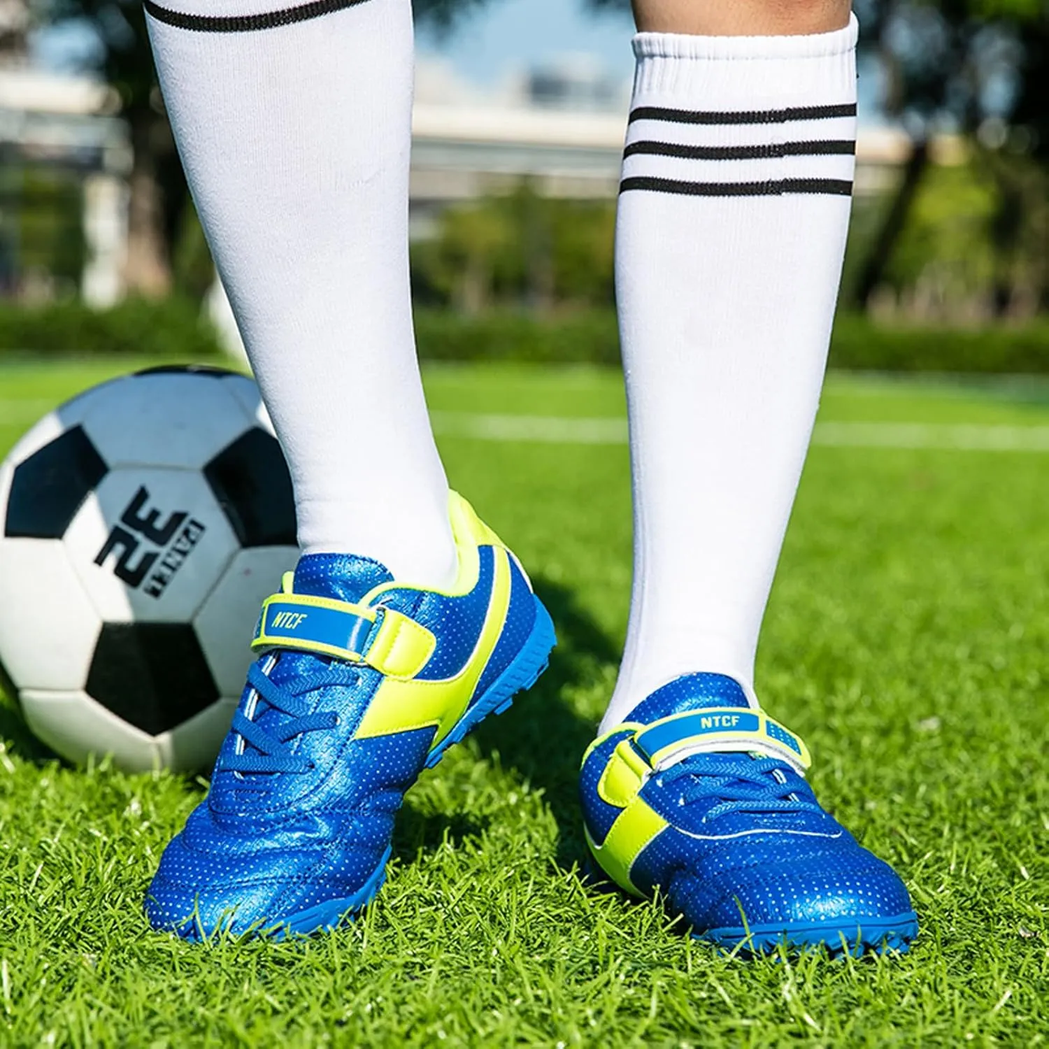 Eliogn Boys Girls AG/FG Soccer Shoes Outdoor Athletic Actual Combat Training Shoes Football Shoes for Kids (Little Kid/Big Kid)