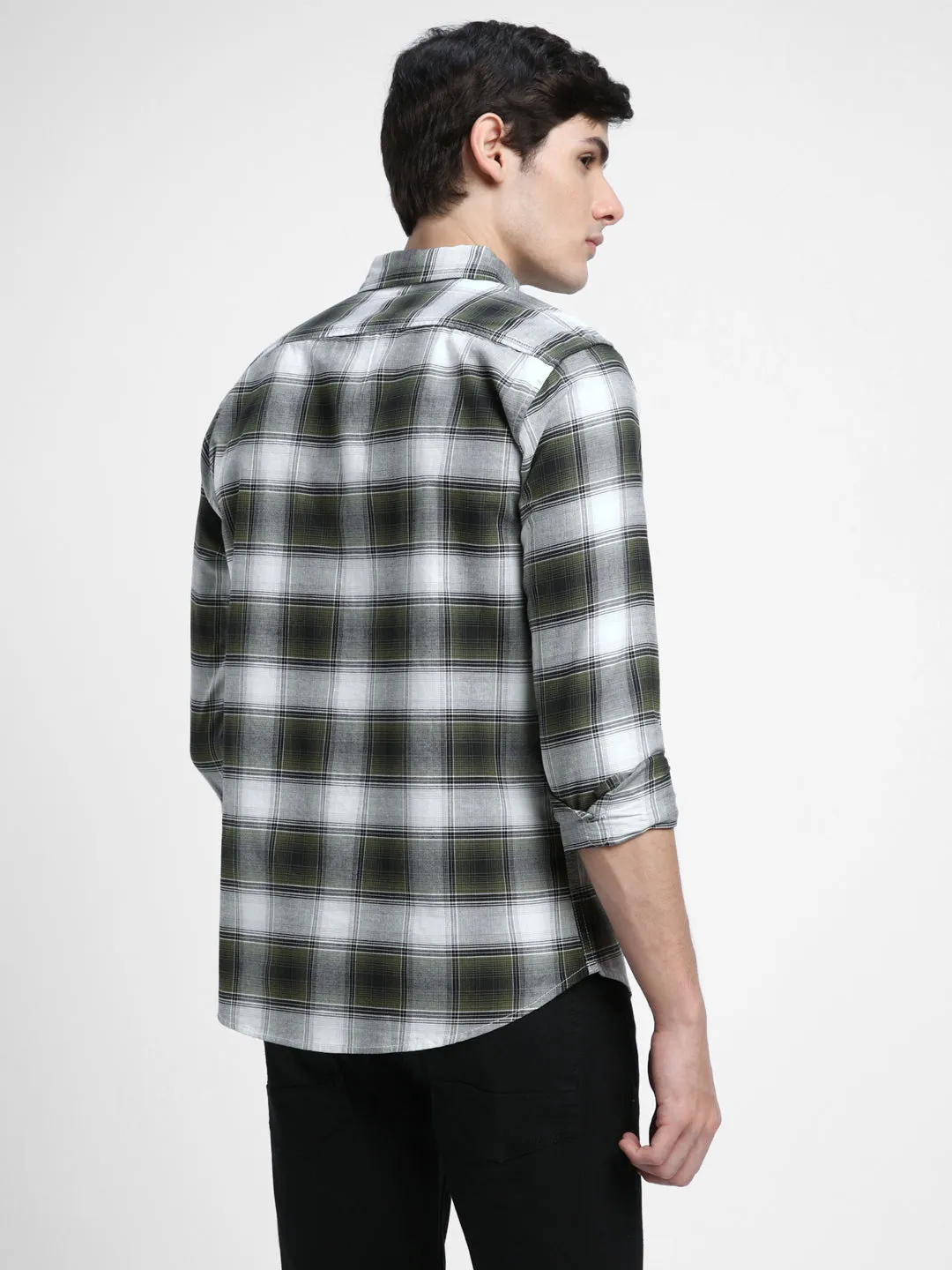 Men's Green Regular Checks Spread Collar Full Sleeves Casual Shirt