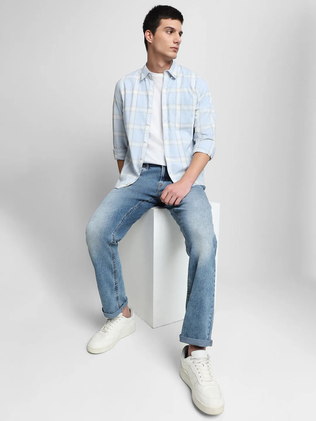 Men's Light Blue Checkered Full Sleeve Casual Shirts
