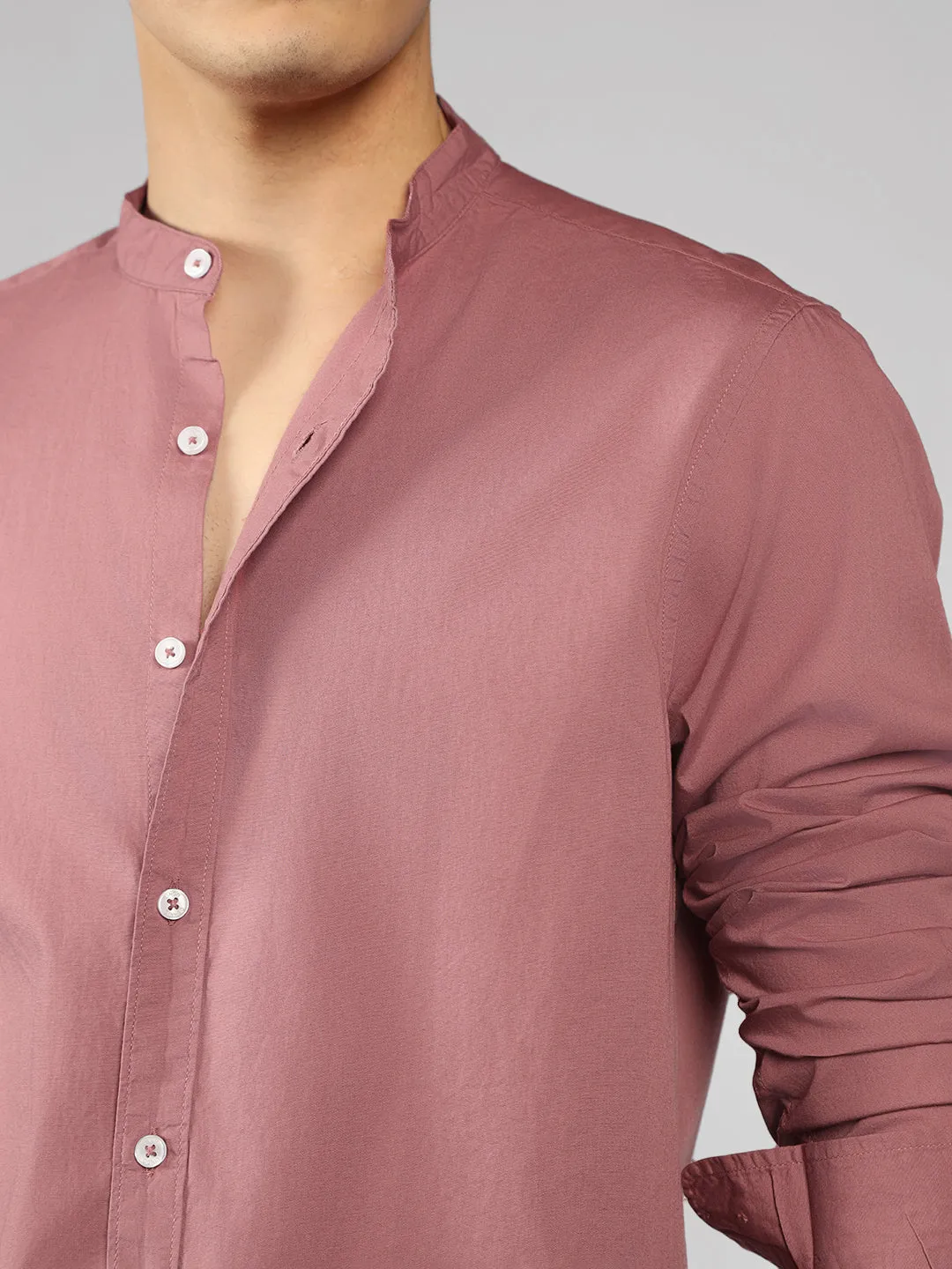 Men's Solid Mandarin Collar Dusty Pink Casual Shirt