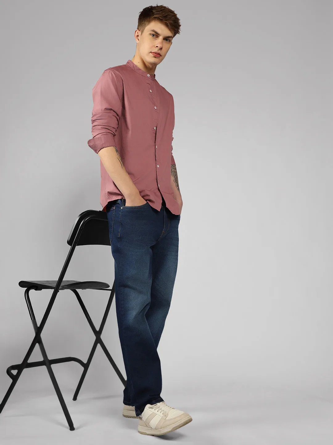 Men's Solid Mandarin Collar Dusty Pink Casual Shirt