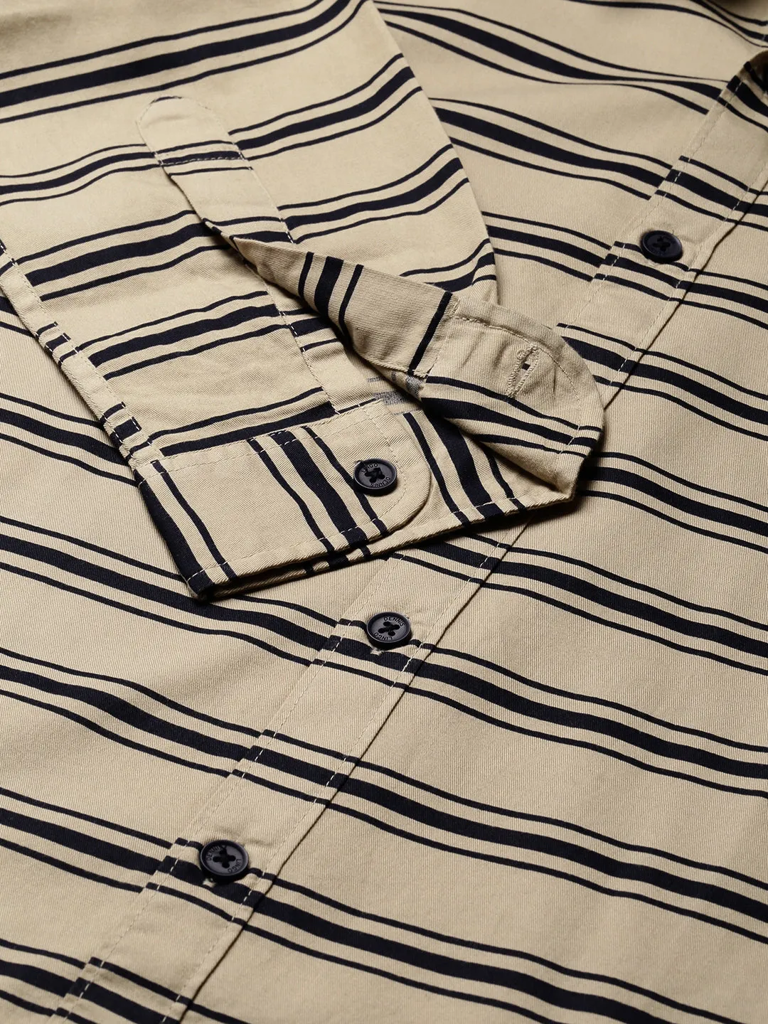Men's  Spread Collar Full Sleeves Horizontal Stripes Shirt (Khaki)