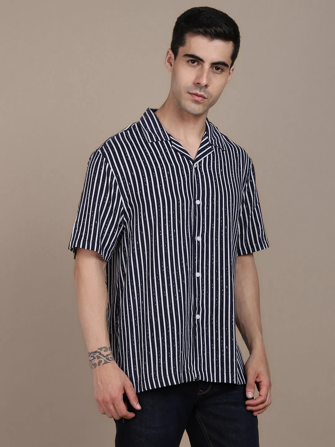 Men's Vertical Striped Casual Shirt