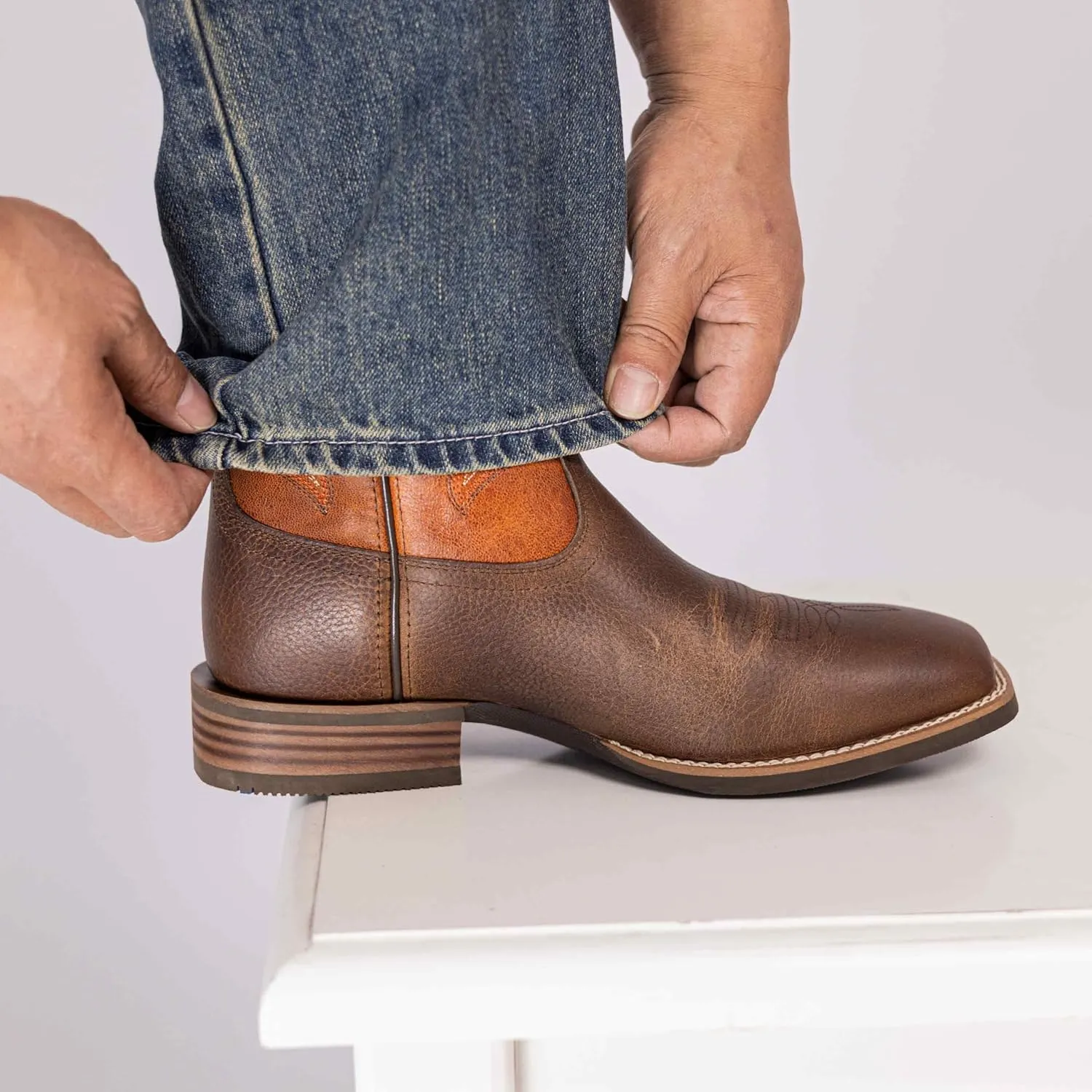 Men??s Western Cowboy Boots, Fashionable Embroidered Full Grain Leather, Square Toe Pull-On, 4-Layer Composite Sole, Slip-Resistant Work & Riding Boots
