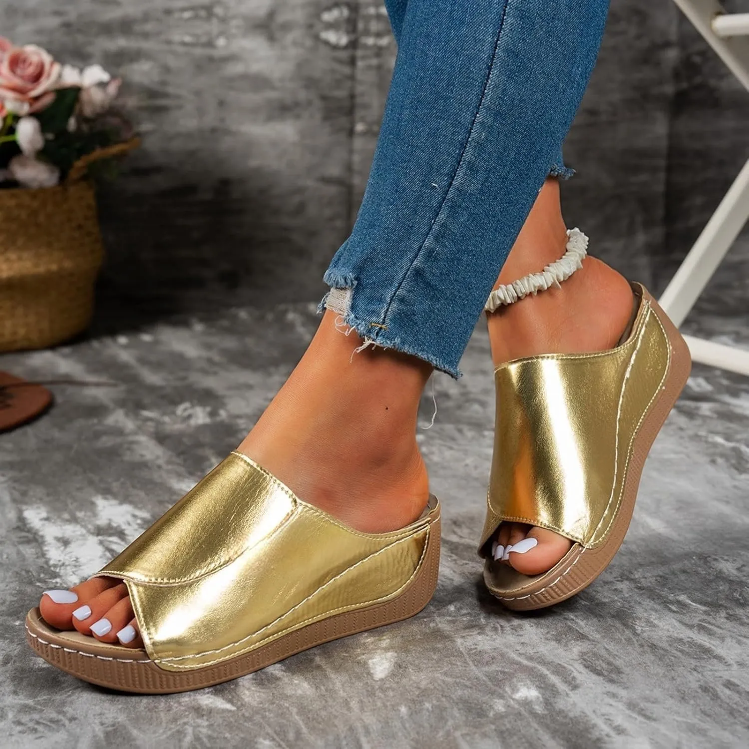 Sandals for Women 2025 Casual Width Wedge Sandals Summer Beach Vacation Breathable Orthopedic Walking Shoes Solid Color Trendy Dress Sandal Platform Slippers Shoes 2025